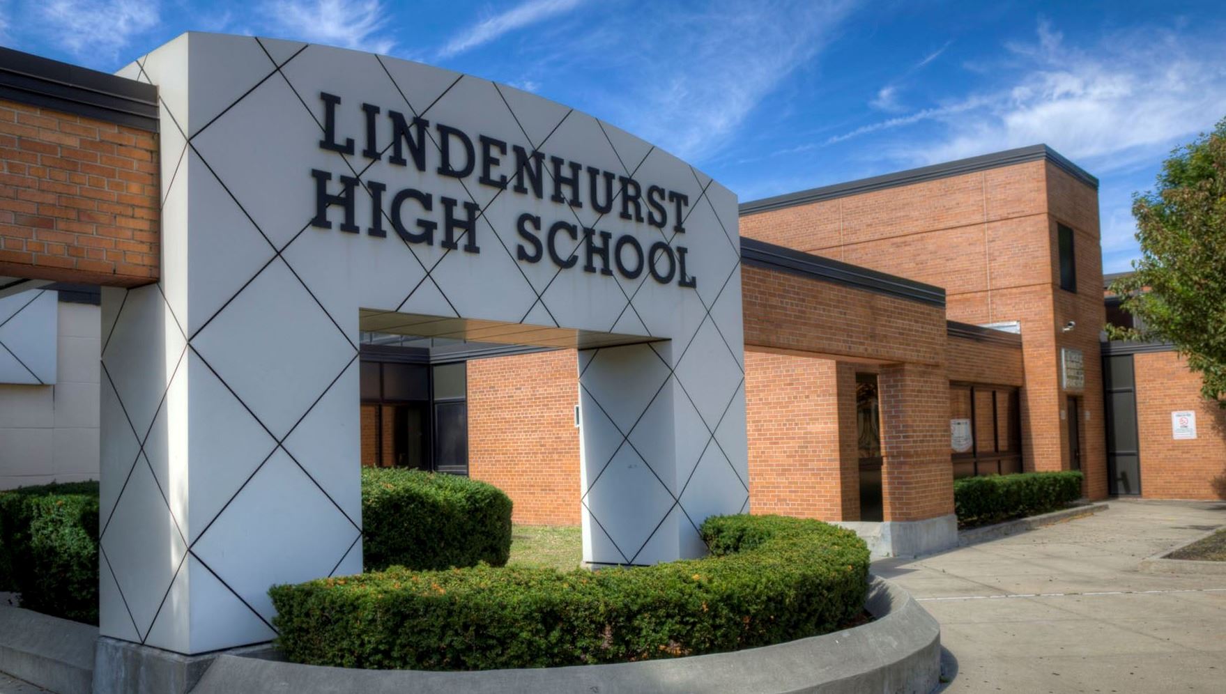 Lindenhurst Schools